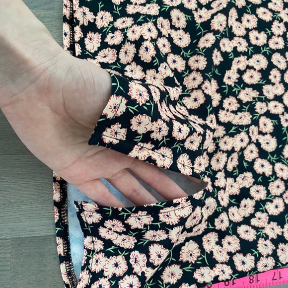 Princess Polly Franklyn mini dress | Black floral strappy mini dress | US size 0 - Picture 9 of 12